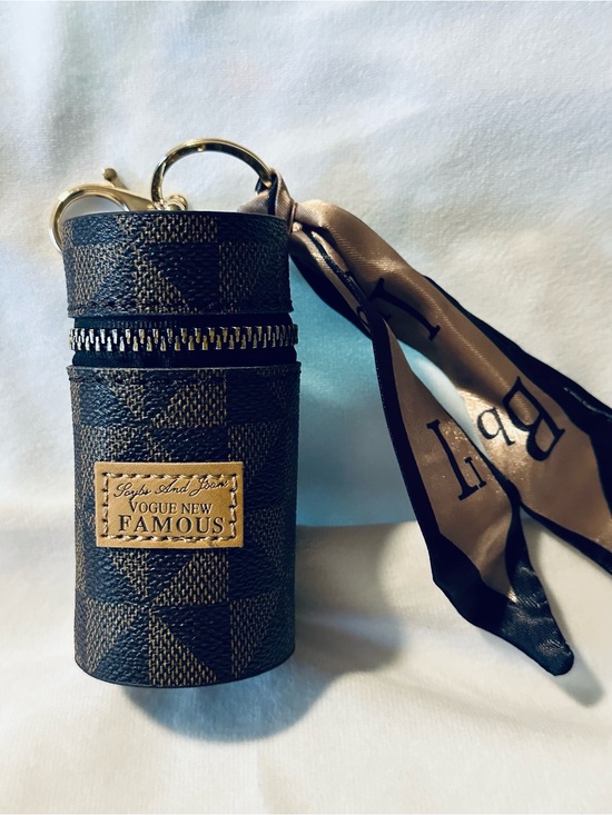 Vogue Handbags - Vogue New Famous Brown Checker Cylindrical Keychain Pouch with Ribbon
